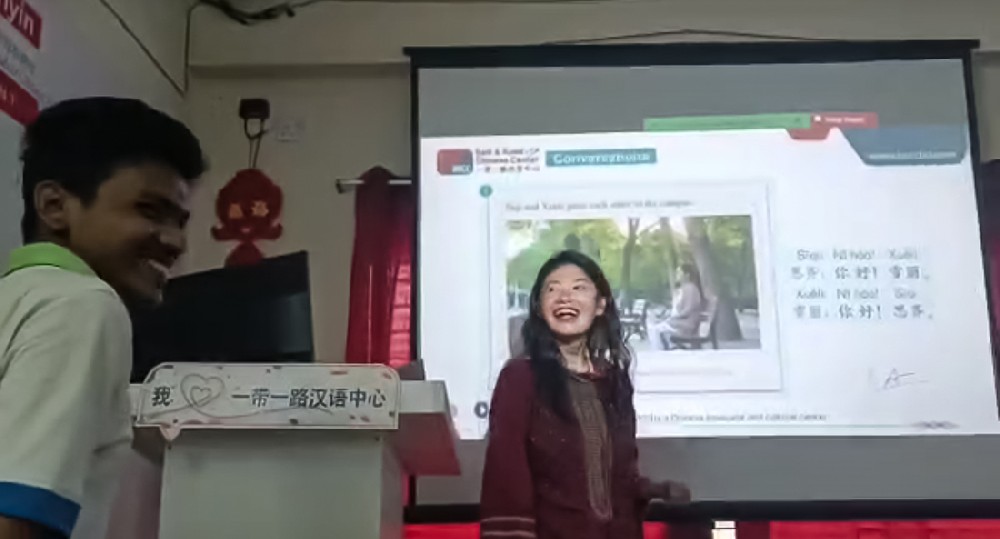 十堰銀鵬興電子科技有限公司與孟加拉國一帶一路漢語中心共同簽署合作建設國際漢語及職業(yè)技術培訓班協議