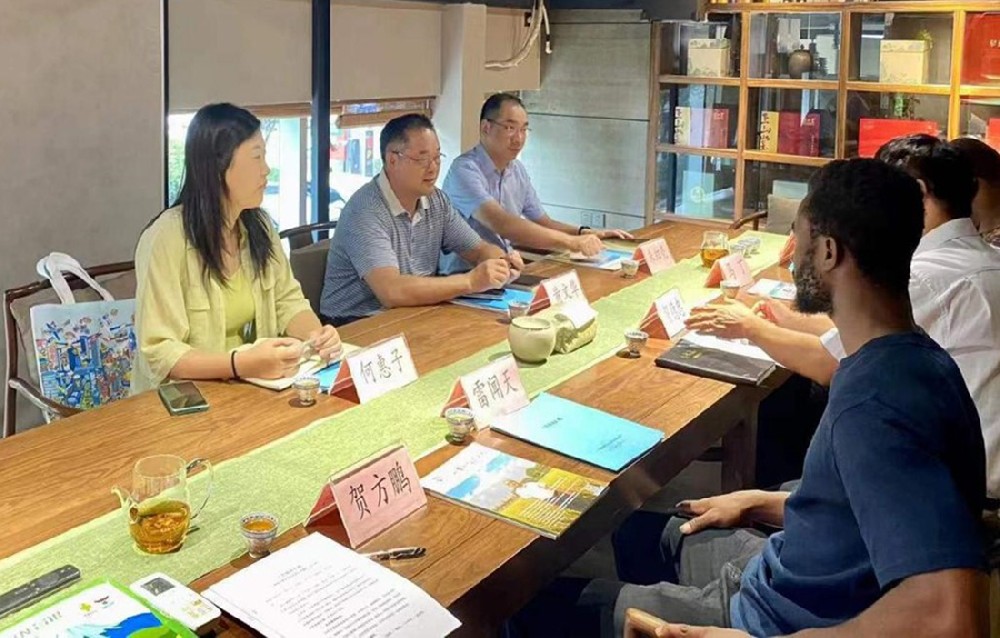 省商務(wù)廳外經(jīng)處調(diào)研、督導(dǎo)岡比亞（湖北）境外經(jīng)貿(mào)合作區(qū)建設(shè)